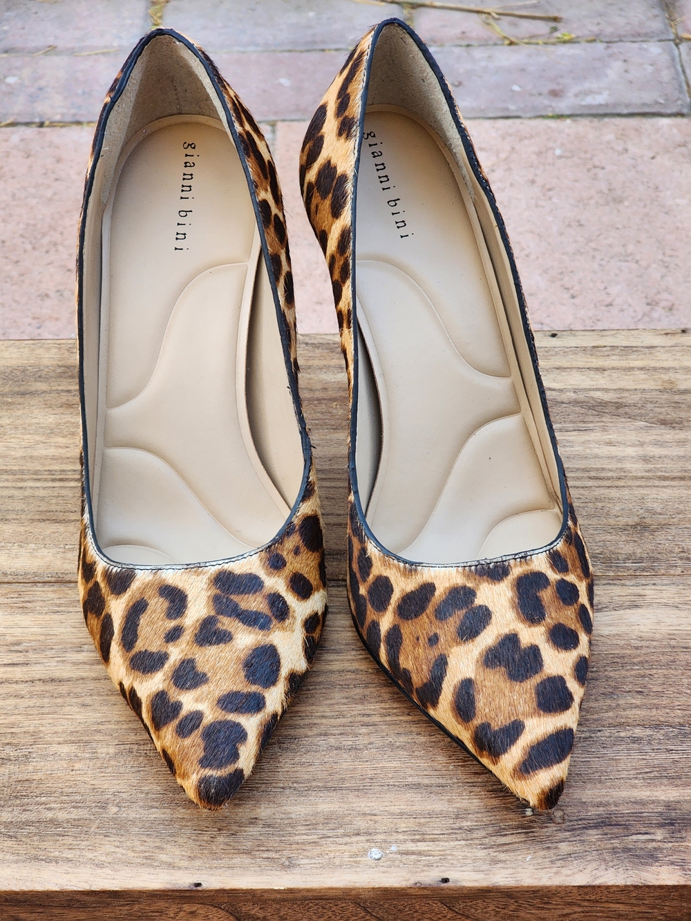 Gianni Bini Women's Leopard Print Women's Pointed-Toe Stiletto Pumps Size 10 - Picture 8 of 9